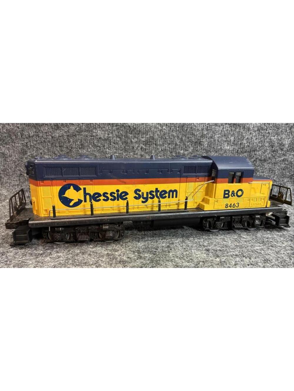 Lionel 8463 Chessie System B&O Locomotive Blue Yellow GP20